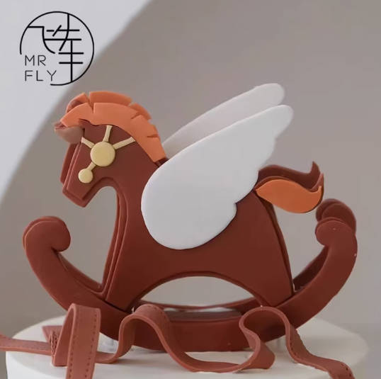 小木马摇摇马爱马仕儿童生日蛋糕北京上海广州深圳成都同城配送