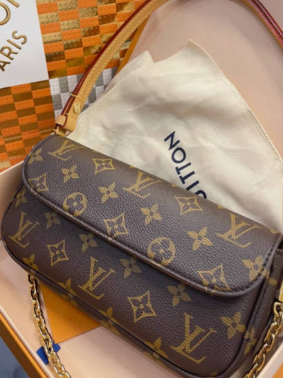 【正品现货】LV路易威登ivy新款邮差老花腋下单肩斜挎女包M81911