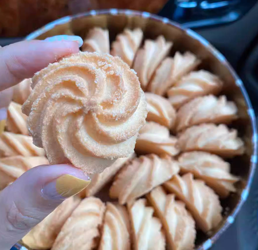 中国台湾直邮美食短腿阿鹿曲奇饼干口味蝴蝶酥好吃易碎正品代购