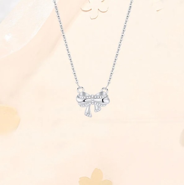 【爆闪|蝴蝶结】 EUA 在逃公主项链 恋爱情侣 国潮 高级新中式轻奢少女蝴蝶结国风设计感锁骨链 锆石 配饰礼盒装 女款